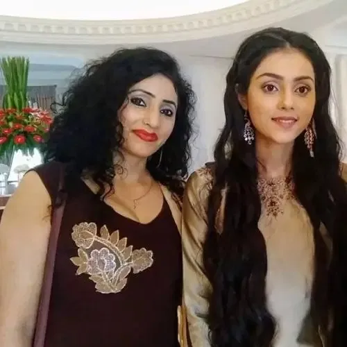 actress Mallika Singh with mother ruby singh