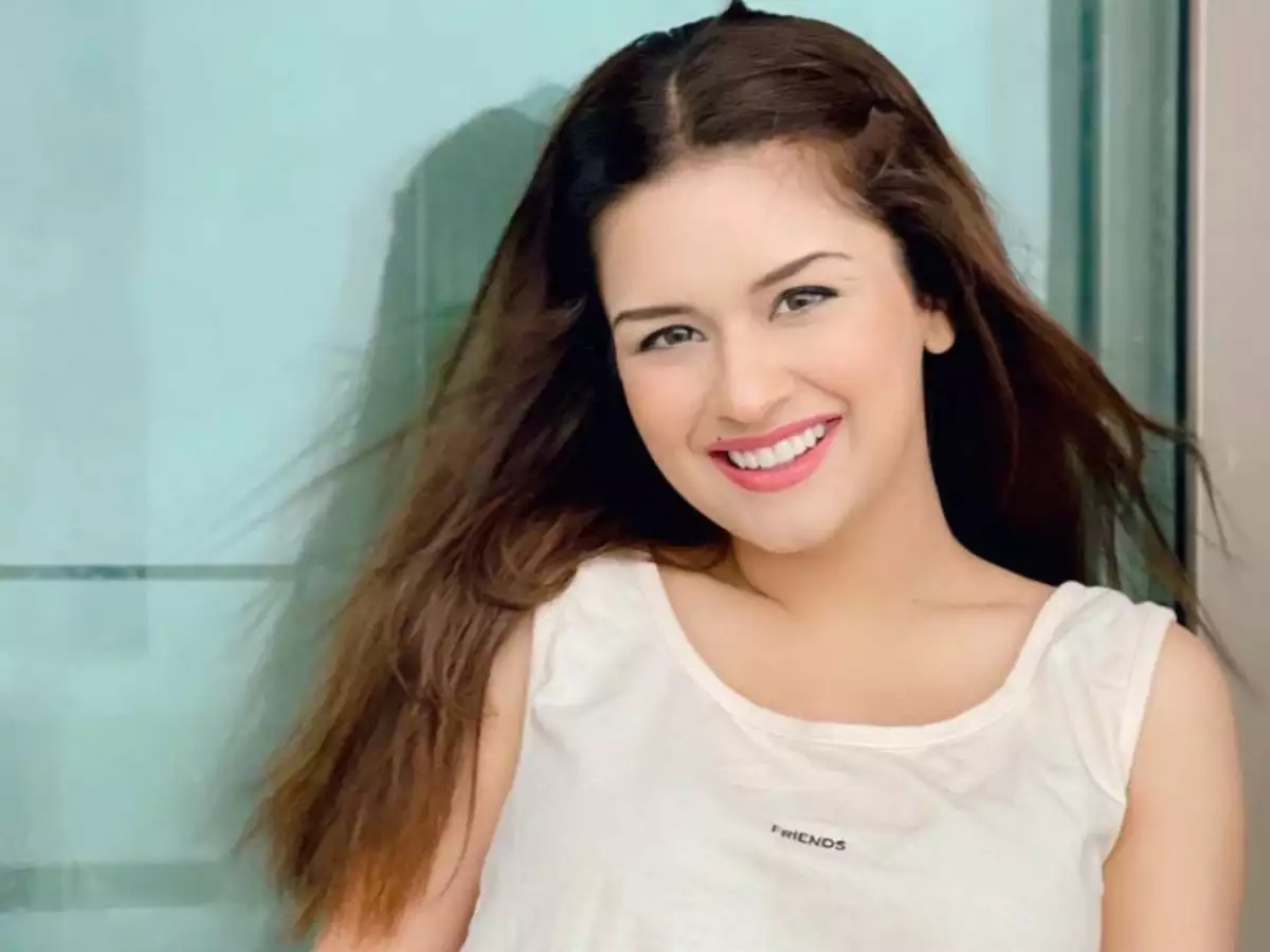 avneet kaur biography