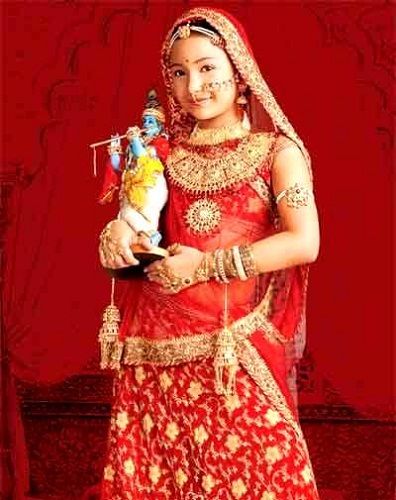 aashika bhatia as young meera in show meera