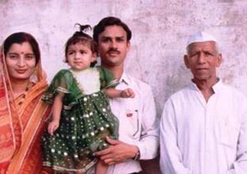 Anveshi Jain Family pic - Mother, father, grandfather