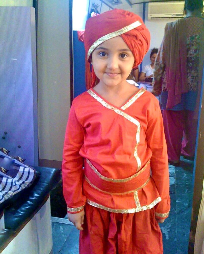 Ashnoor Kaur Biography - Networth, Tv Shows, Boyfriend and More 4 Ashnoor Kaur in tv show jhansi ki rani