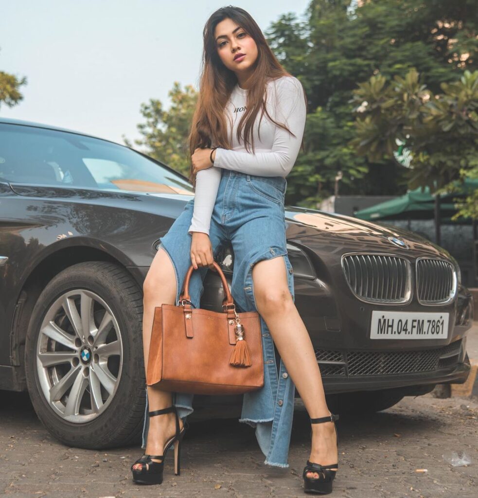 Reem Shaikh got luxurious BMW X5 series on her birthday