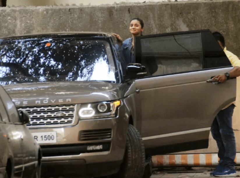 Land Rover Range Rover - Alia Bhatt luxurious Car