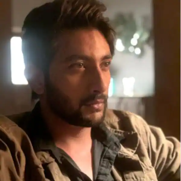 Aryan Singh as Rakesh Gulia in web series Crash Course - Wikibiotv