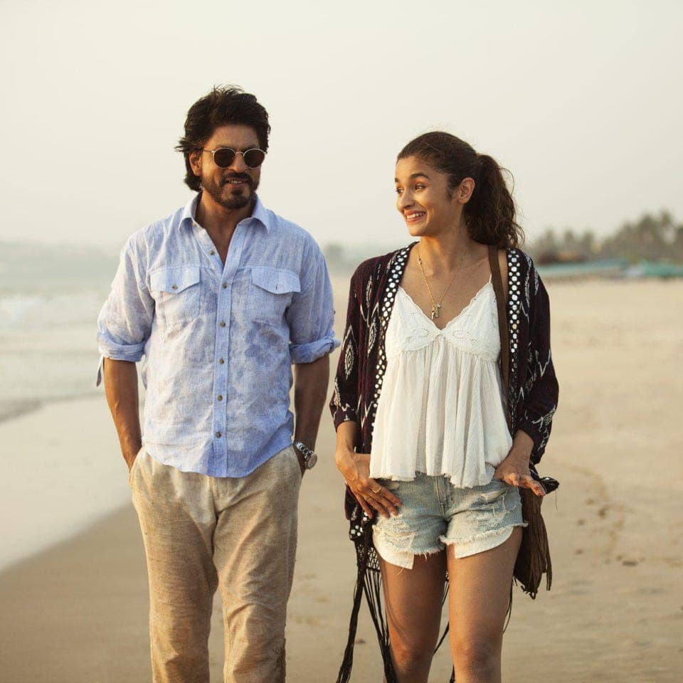 Alia Bhatt with Shahrukh Khan in Dear Zindagi