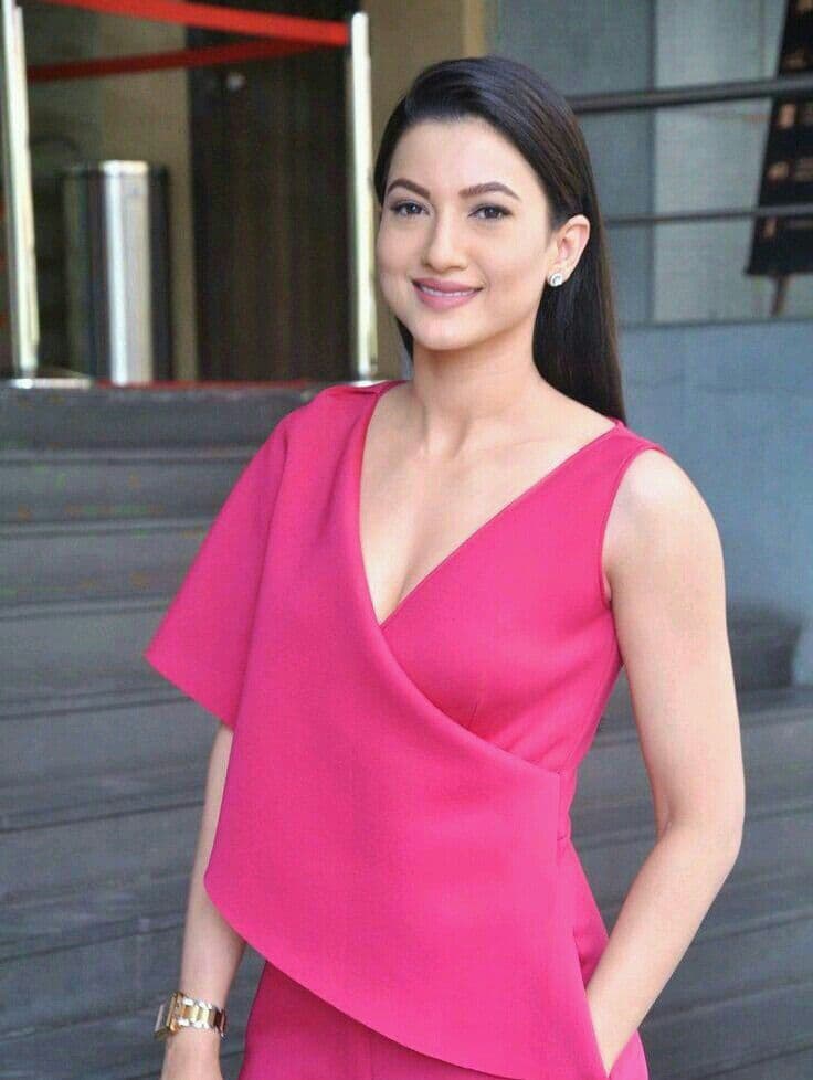 Shikshamandal (MX Player) Web Series Cast, Story, Release Date & More 2 Gauhar Khan in MX player upcoming web series Shiksha Mandal - Wikibiotv.com