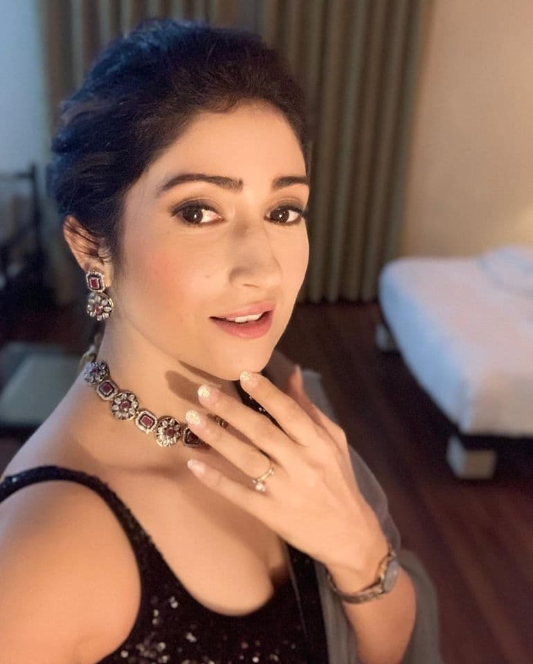 Udti Ka Naam Rajjo Serial Cast, Story, Real Names, Timings 4 Gungun Uprari in show Udti Ka Naam Rajjo on Starplus and disney hotstar from 8 august 2022