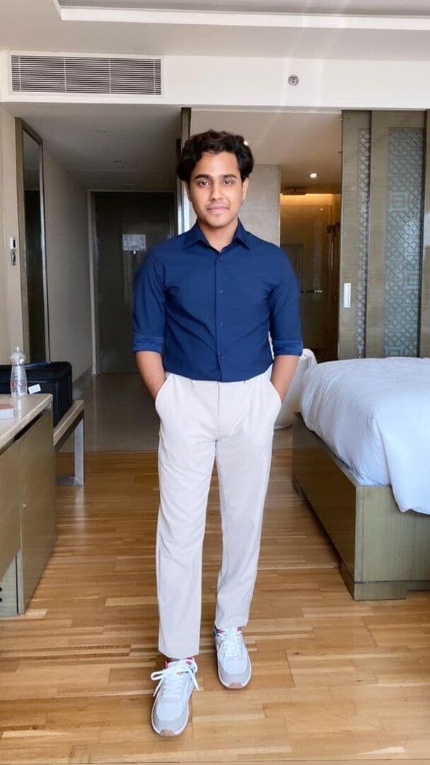 Mohit Solanki (Crash Course Actor) Age, Height, Debut, Education 1 Mohit Solanki - Crash Course actor - Body Measurements