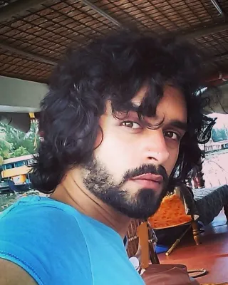 Miya Biwi Aur Murder (MX Player) Web Series Cast, Story, Characters, Episodes 9 Randeep malik in Miya Biwi Aur Murder Web Series on Mx Player free - wikibiotv