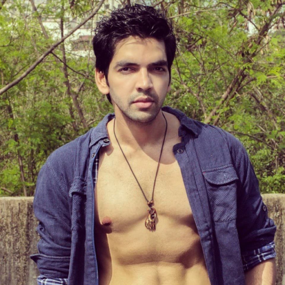 Sapan Gulati Body Measurements and Shirtless photo - Wikibiotv