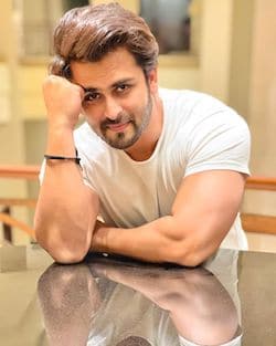 Ajooni (Star Bharat) Tv Show Cast, Story, Real Names, Timings 2 Shoaib Ibrahim as Rajveer in tv show Ajooni