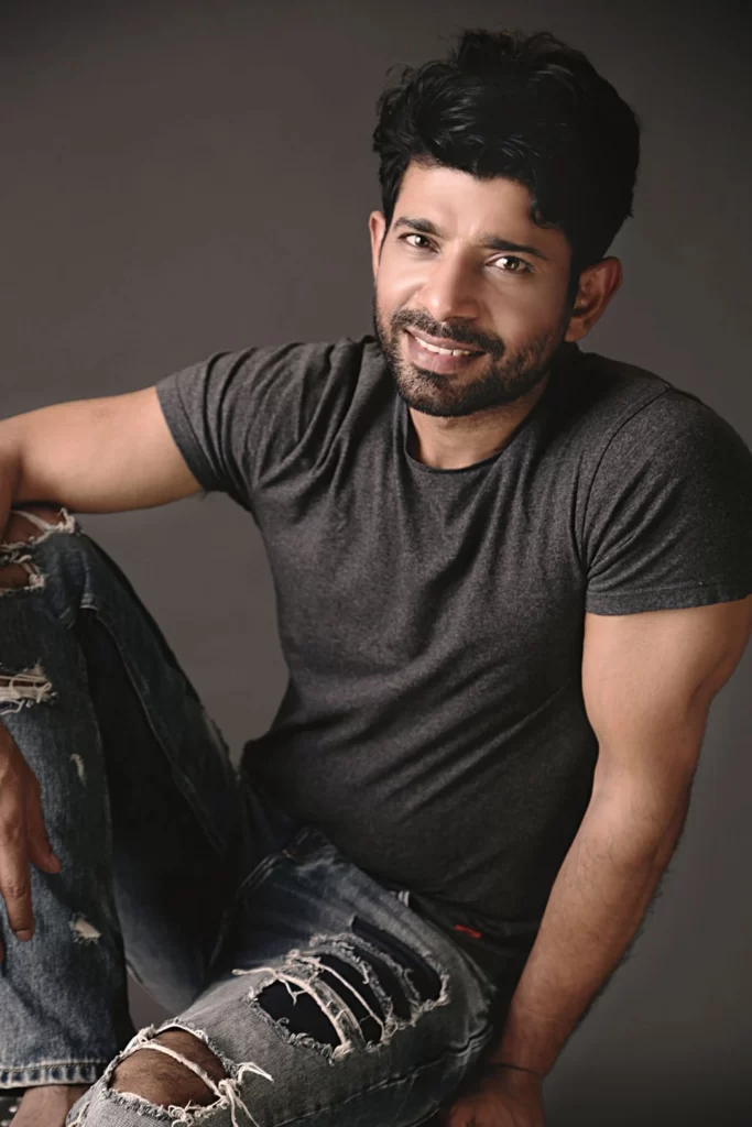 Vineet Kumar Singh in Rangbaaz Darr ki Rajneeti