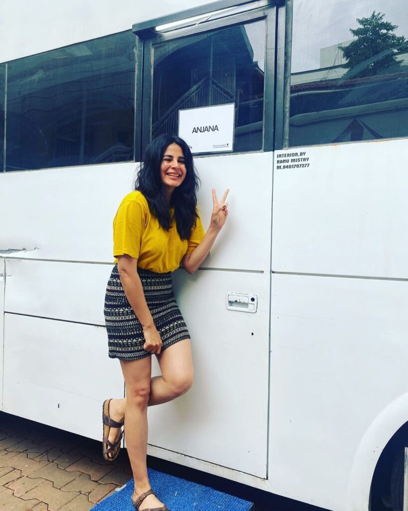 Kirti Kulhari Age, Height, Husband, Family, Web Series, Movies, Net Worth 5 Kirti kulhari height and figure - body measurements