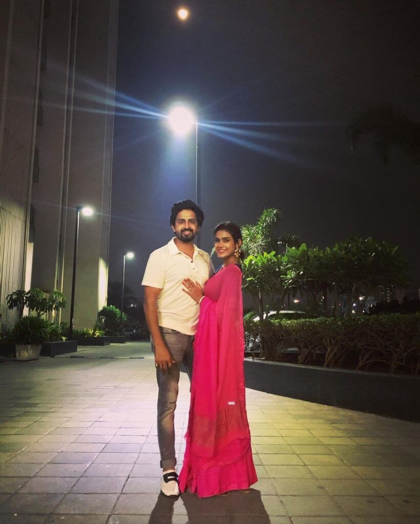 Aakanksha with husband - Karvachouth Pic