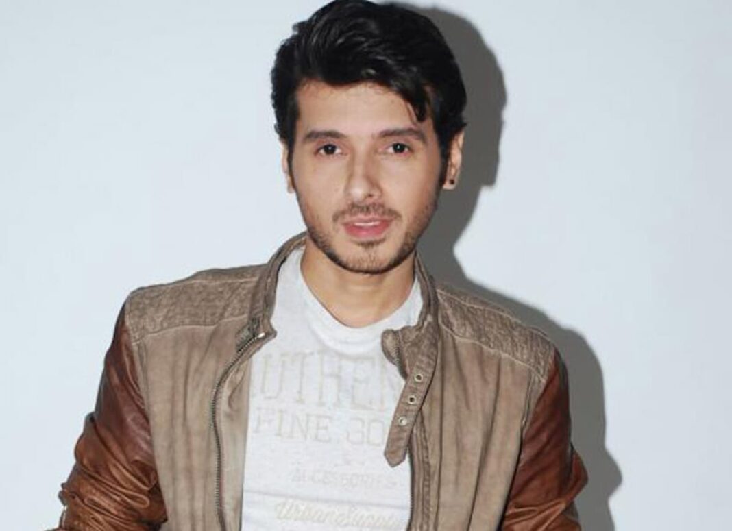 Divyendu sharma bio - wikibiotv