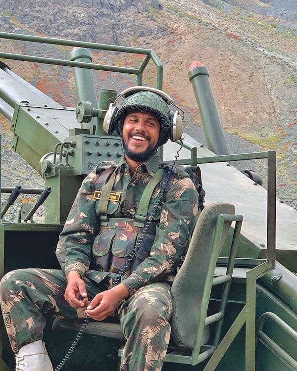 Pranay Pachauri Age, Height, Wife, Family, Web Series, Movies, Net Worth 5 Pranay Pachauri as Rifleman Yashpal in Hindi Film 'Shershaah'