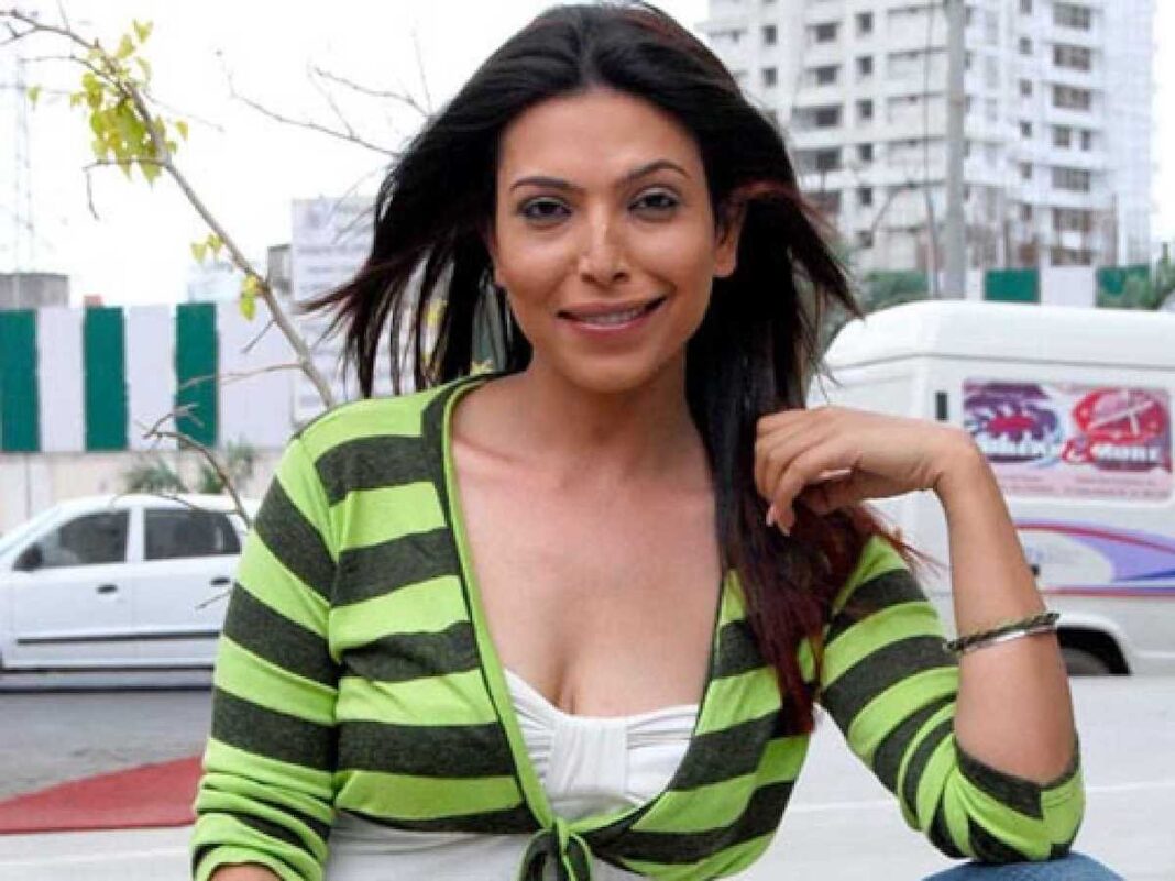 Shilpa Shukla actress B.A pass and chakde