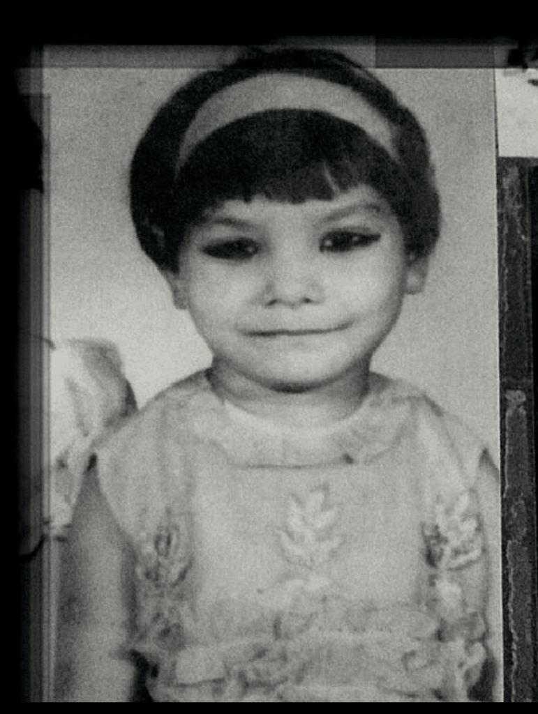 Sunita Rajwar Childhood Pic