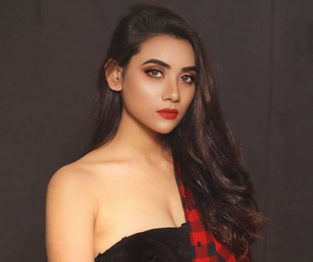 Vanya Singh Rajput Ullu actress