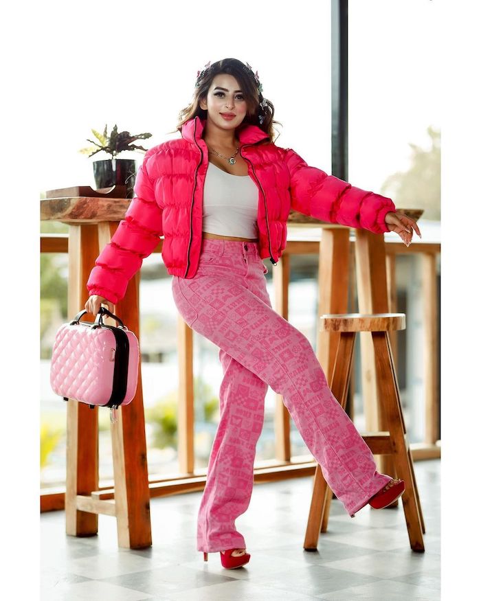 Ankita Dave Age, Height, Ullu Web Series, Viral Video, Net Worth 1 Ankita Dave body measurements