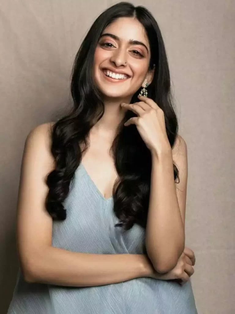 Flames Season 3 Cast, Total Episodes, OTT, Release Date 2 Tanya Maniktala in web series flames season 3