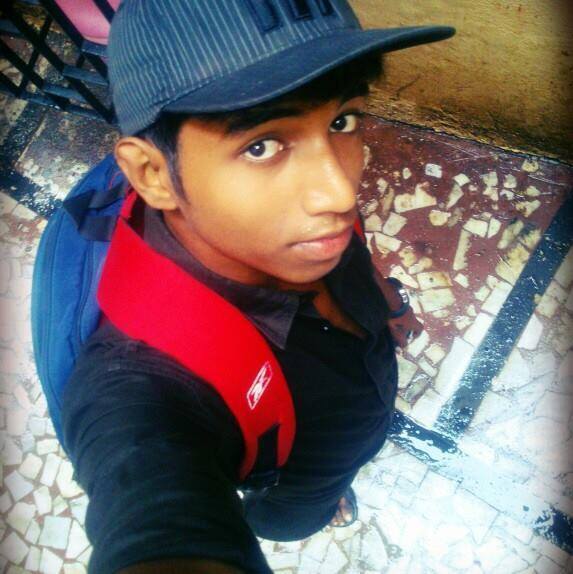 Gravity Rapper (Akshay Poojary) Age, Height, Net Worth, Family, Hustle 2.0, Girlfriend 2 Gravity Childhood Picture