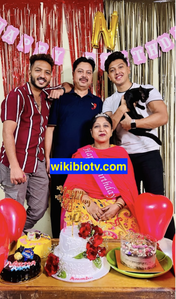 Sohail Shaikh (aka Sohail D) Splitsvilla 14 Contestant, Age, Height, GF, Family, Net Worth 3 Sohail Shaikh with his Brother, Father and Mother (Full Family Pic) 2022