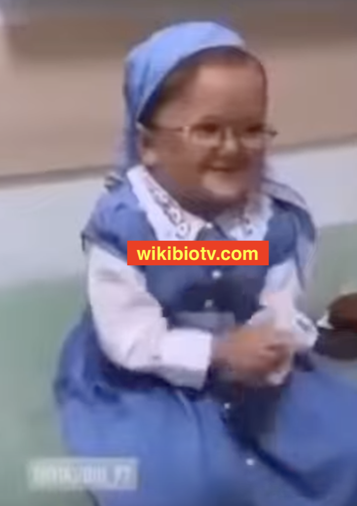 Hasbulla (Mini Khabib) Age, Height, Disease, MMA, Parents, Girlfriend, Net Worth 3 Hasbulla sister (sibling)
