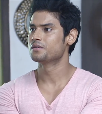 Lalit dixit as husband in Palang Tod caretaker web series