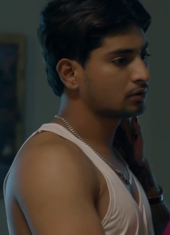 Sohil Shaikh in Palang Tod Siskiyaan