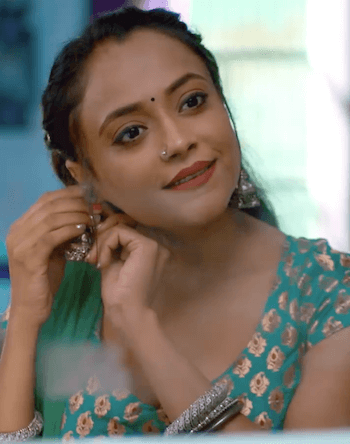 Ullu web series Imli actress