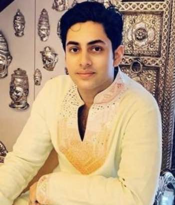 The Archies Movie Cast (Netflix), Actors, Roles, Release Date, Trailer 4 Agastya Nanda