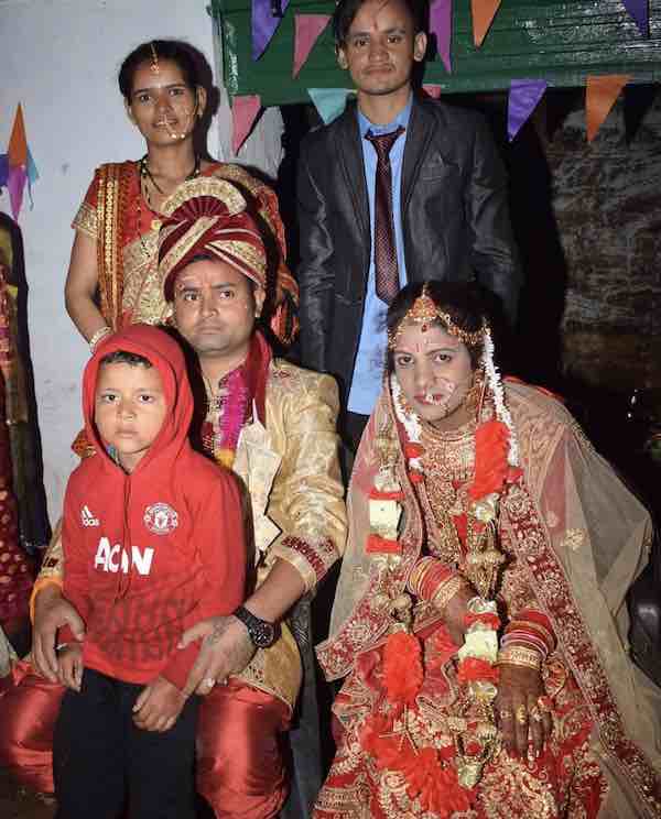 Leena Singh's siblings (sister and brothers)