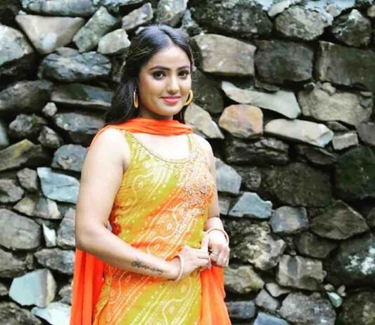 Shyna Khatri actress
