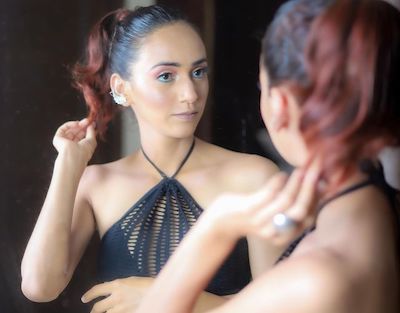 Zoey Thakur Age, Bio, Web Series, Boyfriend, Family, Instagram, Photos 9 Zoey Thakur hot and sexy