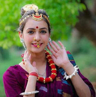 Zoey Thakur Age, Bio, Web Series, Boyfriend, Family, Instagram, Photos 11 zoey thakur beautiful