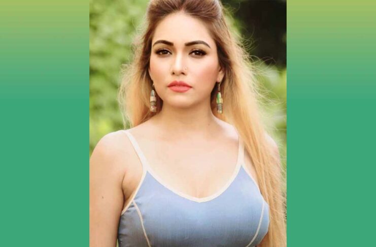 Zoya Rathore actress