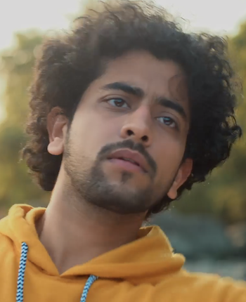 Rain Basera Web Series Cast, Roles, Actress, Release Date, Photos 4 Litesh Pawar as Raju in hindi web series Rain Basera