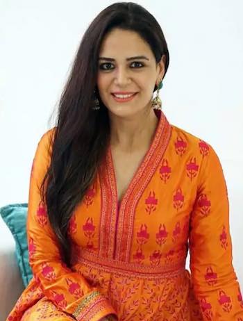 Mona Singh as Bulbul Jauhari