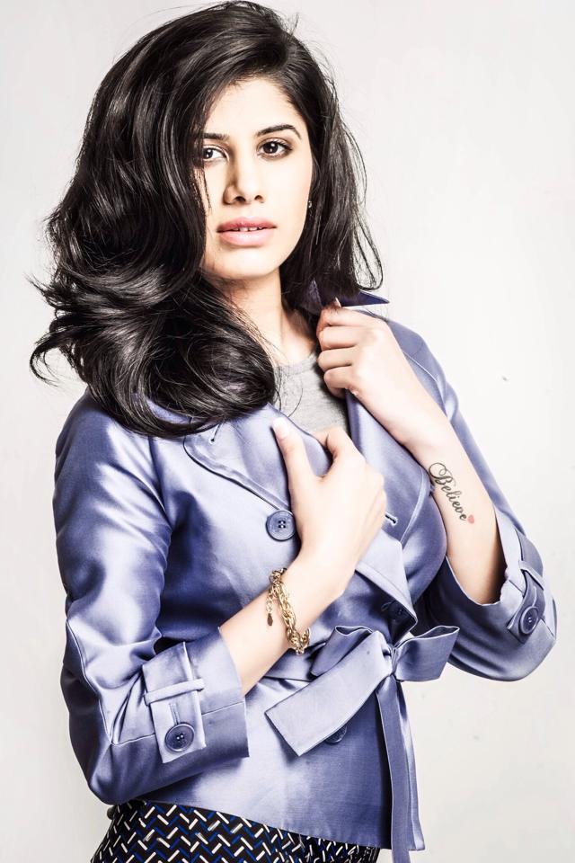 Malvika Sitlani Age, Husband, Parents, Siblings, Wedding, Movies, Income 11 Malvika Sitlani bracelet and Tattoo pics - wikibiotv.com