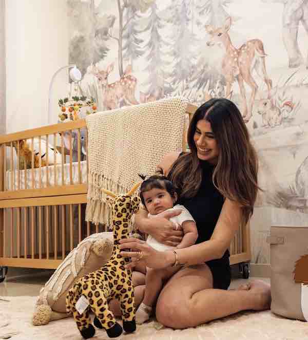 Malvika Sitlani Age, Husband, Parents, Siblings, Wedding, Movies, Income 7 Malvika Sitlani with her child 'Abigail' - wikibiotv.com