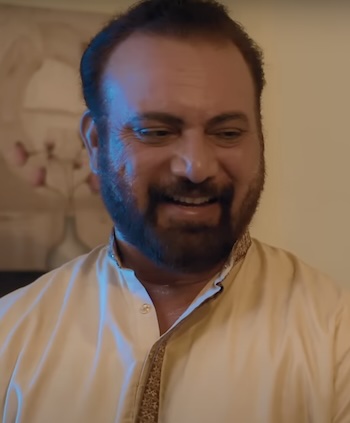 Deepak Dutt Sharma is playing the role of Chacha Ji in Ullu web series Chachi No. 1