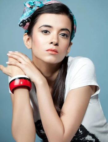 Crime Beat Web Series Cast, Story, Release Date, Watch on Zee 5 OTT app 6 Hrithik Roshan's girlfriend Saba Azad will be seen as 'Maya Kapoor' in Zee5's upcoming Hindi Web Series 'Crime Beat'.