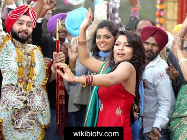 Wamiqa Gabbi scene in Hindi feature film 'Bittoo Boss'