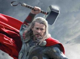 Thor actor Chris Hemsworth bond with wife and kids