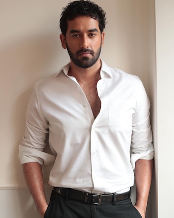 Vishal Vashishtha as Sanjay Sharma in amazon mini tv series Hustlers