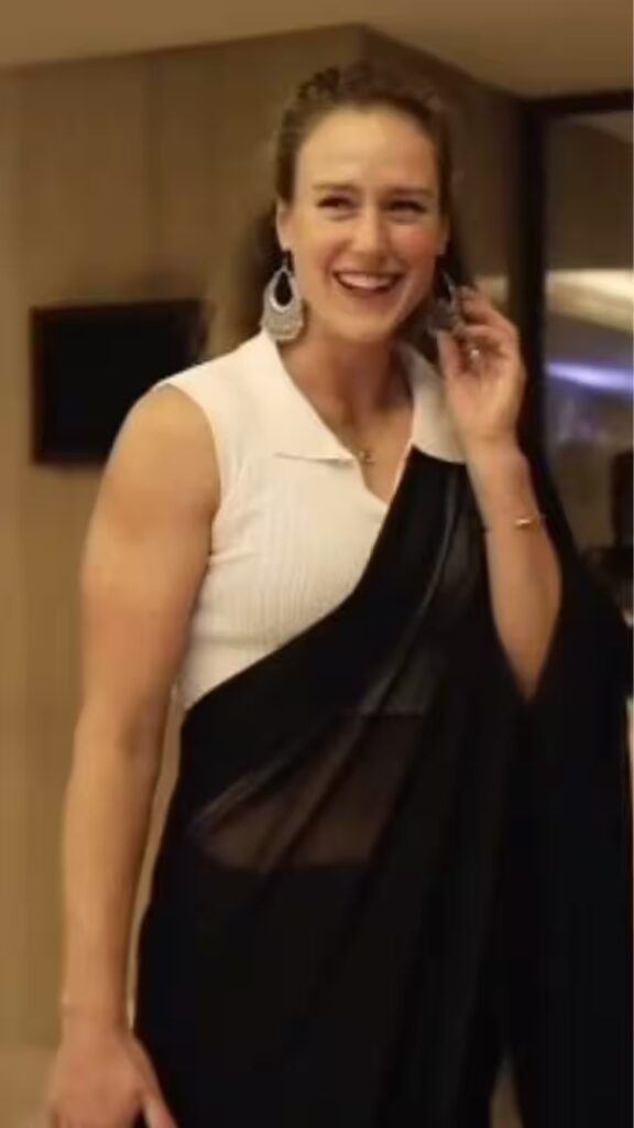Ellyse Perry Pic in Saree