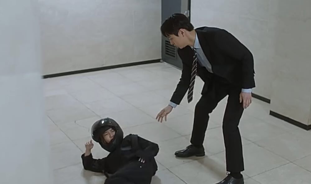 Episode 5 Choi Sang Eun and Jung Ji fight sequence