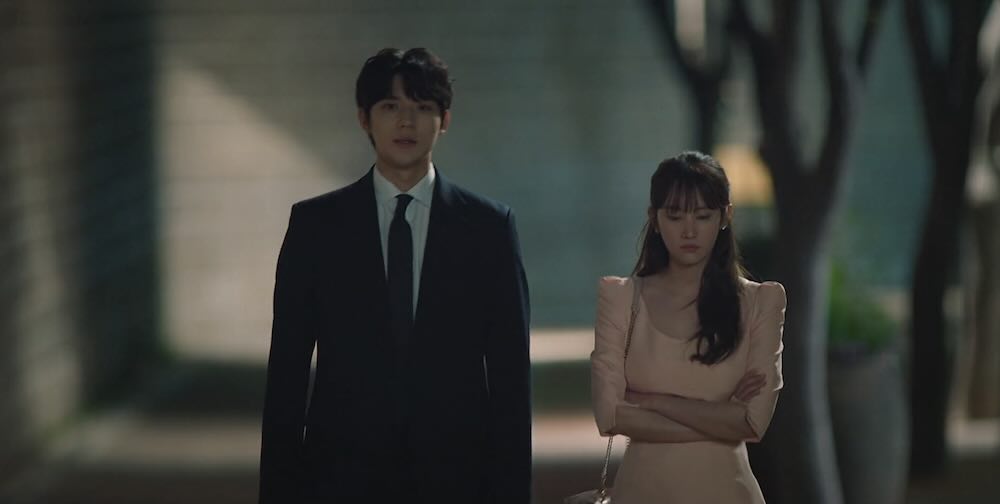 Episode 7 Scene - Na Ah Jeong and Lee Ji-Han taking a walk