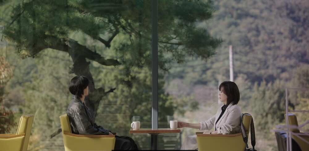 Episode 8 Scene - Kwon Seon-Yul and Eun Soo-Hyun sitting and enjoying a cup of coffee 